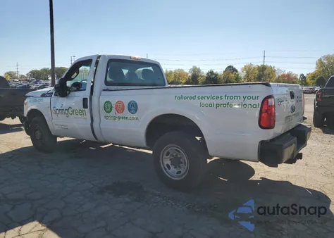 2014 Ford F250 Super Duty z USA, uszkodzony, nr VIN 1FTBF2A62EEA04342